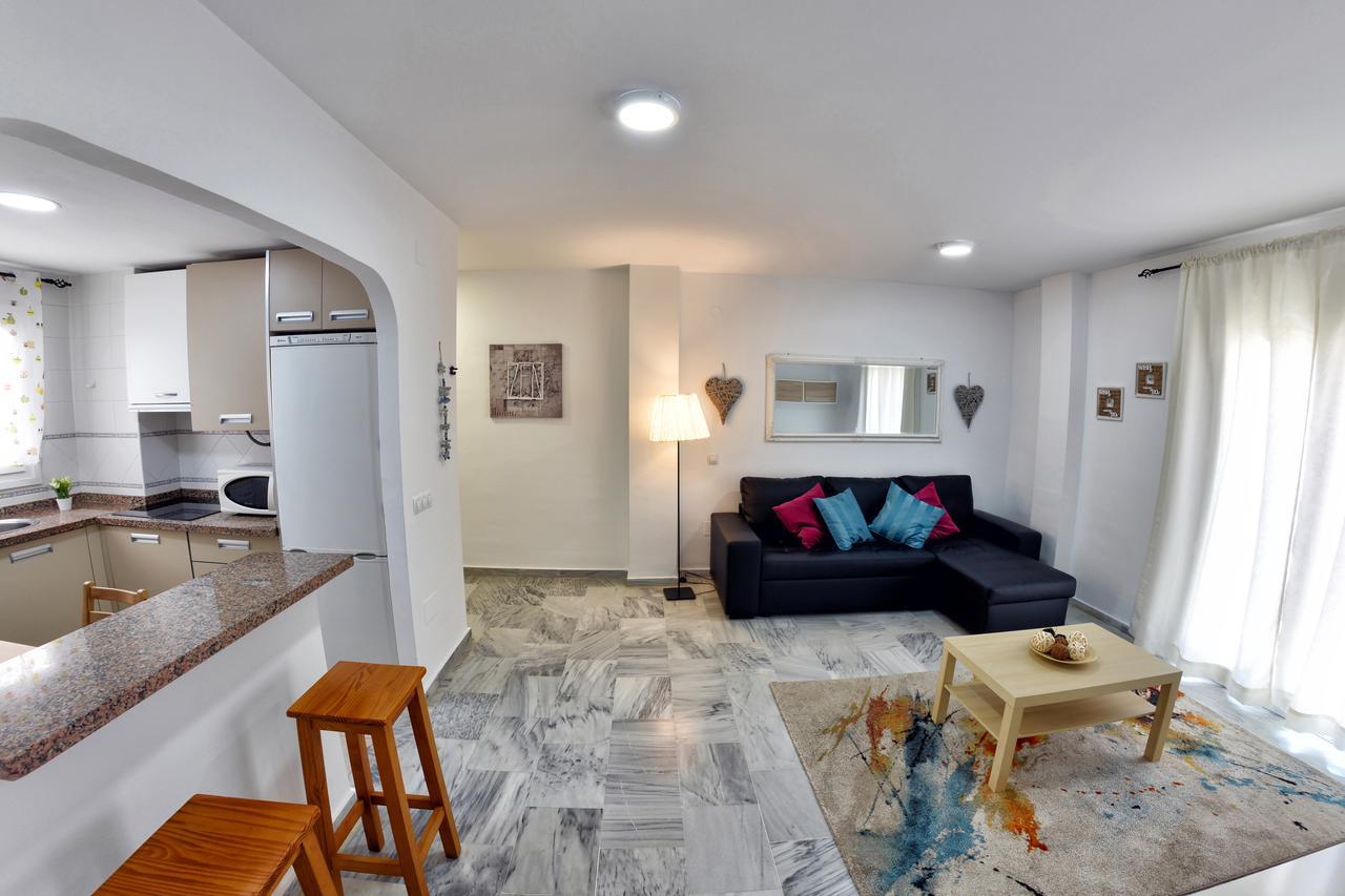 Apartamentos Maribel Malaga Luaran gambar